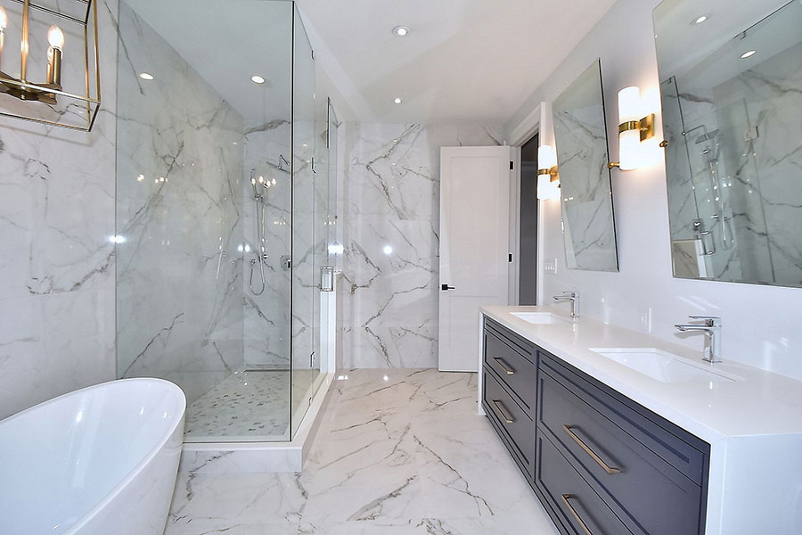 Luxurious Marble & Gold-Accented Modern Bathroom